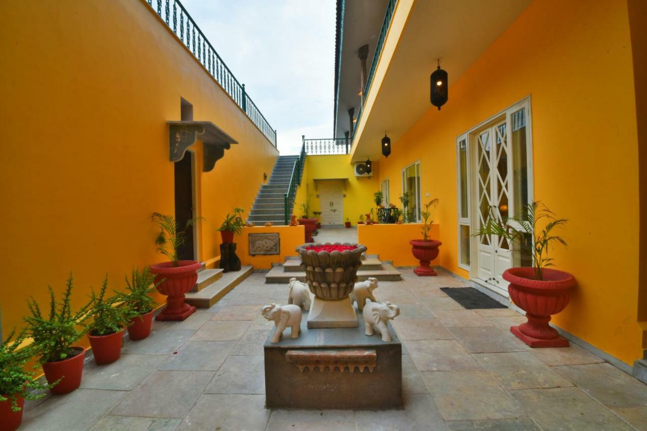 Premkunj Hotel Udaipur Exterior photo