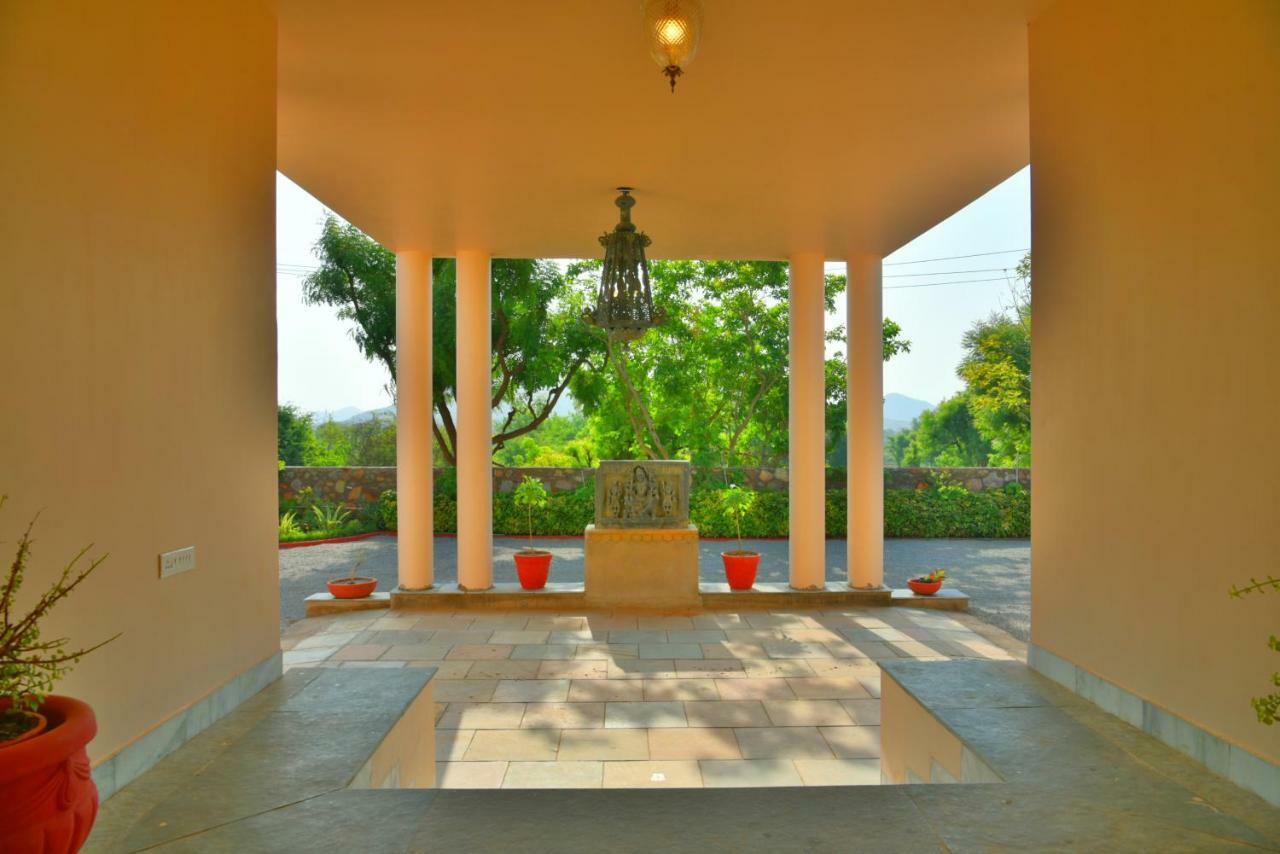 Premkunj Hotel Udaipur Exterior photo